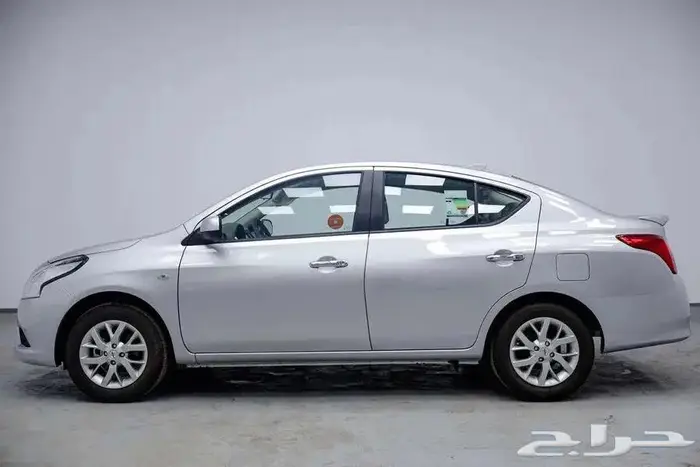 نيسان صني الشكل القديم والجديد موديل  2024 15