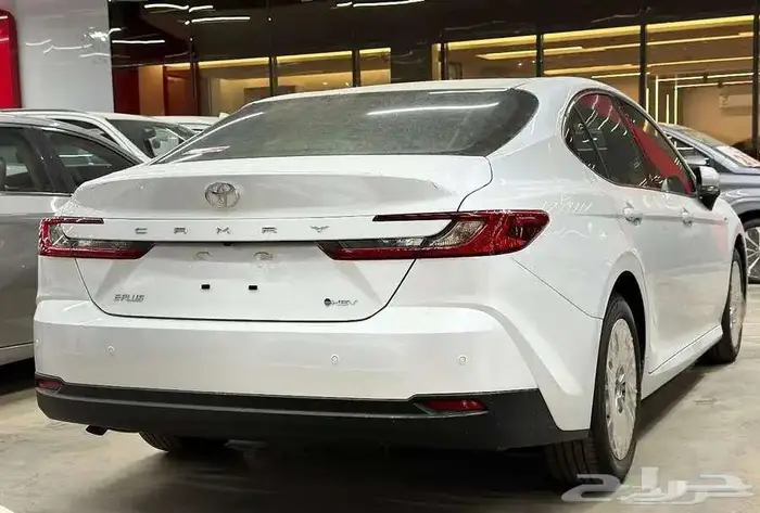 تويوتا كامري E PLUS هايبرد موديل 2025 5