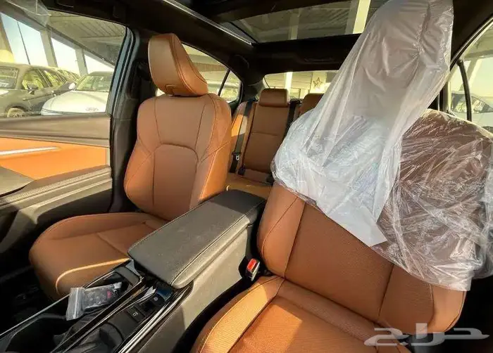 تويوتا كامري جراندي بنزين 2025 15