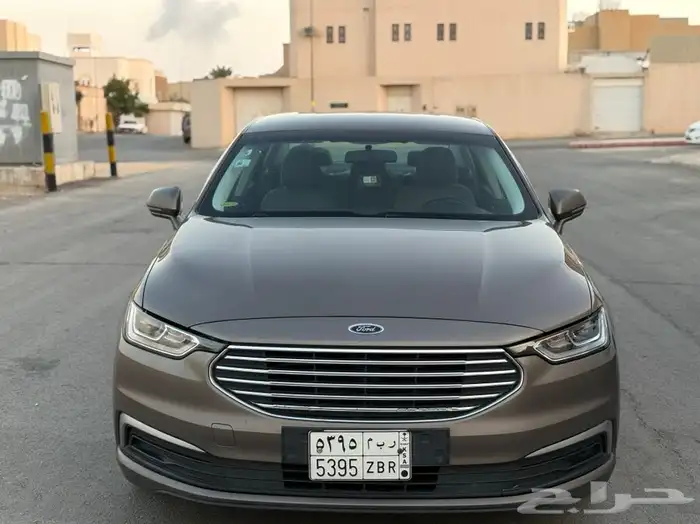 للبيع فورد تورس 2022 مشروط على الفحص 14