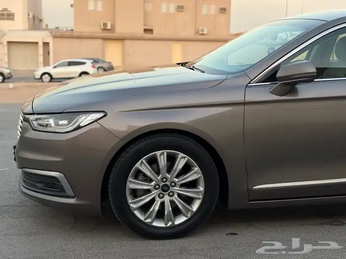 للبيع فورد تورس 2022 مشروط على الفحص 25