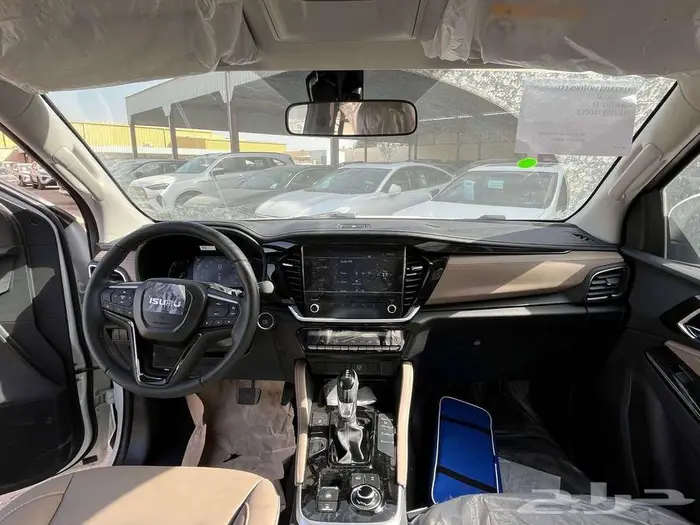 ايسوزو جيب MUX فل كامل 2025 نقد و تقسيط 4