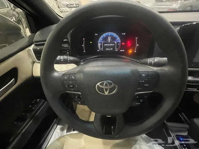 تويوتا كامري E استاندر جنوط بنزين 2025 سعودي 13