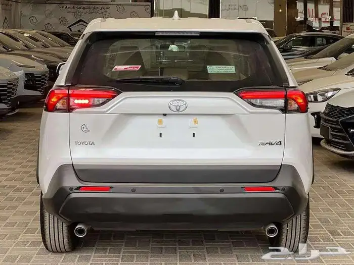 تويوتا راف فور LE دفع امامي بنزين 2025 كاش واقساط 7