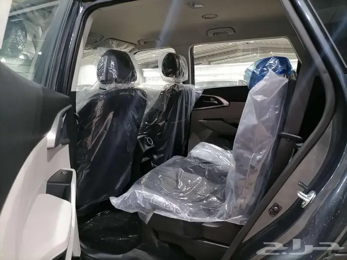 كيا كارينز استاندر ونص فل موديل 2025 4