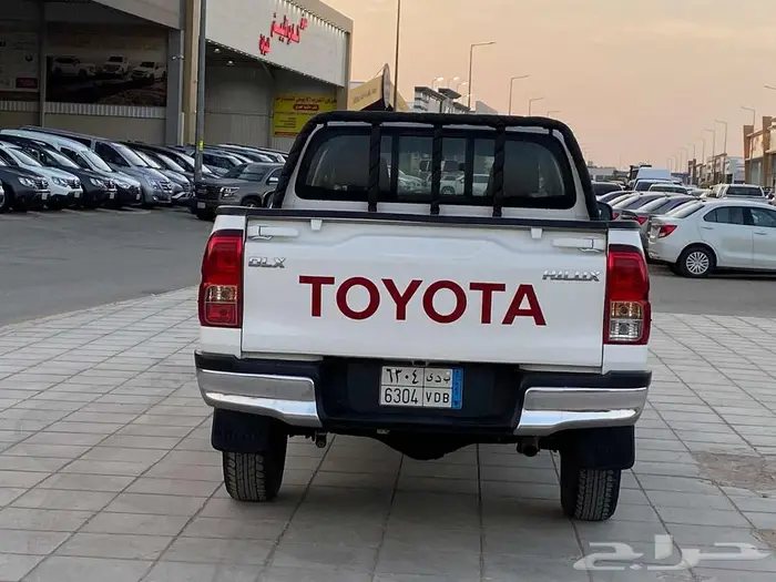 تويوتا هايلوكس سلق ديزل تماتيك 2019 5