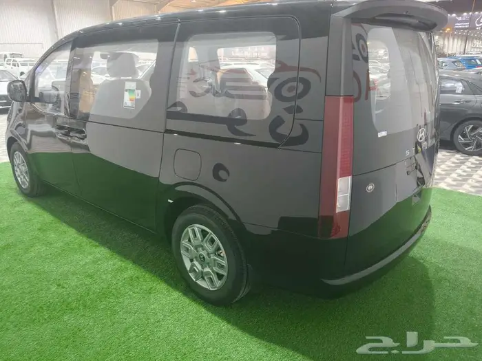 هيونداي ستاريا 11 راكب 2.2 ديزل 2026 4