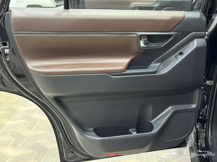 تويوتا اينوفا ستاندر اسود بنزين 2026 اقل سعر 11