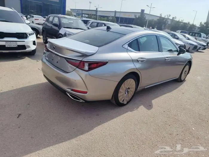 لكزس  ES350 CC الموديل 2025 3