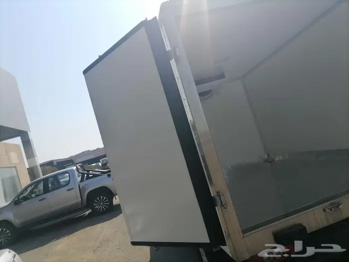 جي ام سي غمارة -ديزل صندوق ثلاجة 2025 الجبر 3