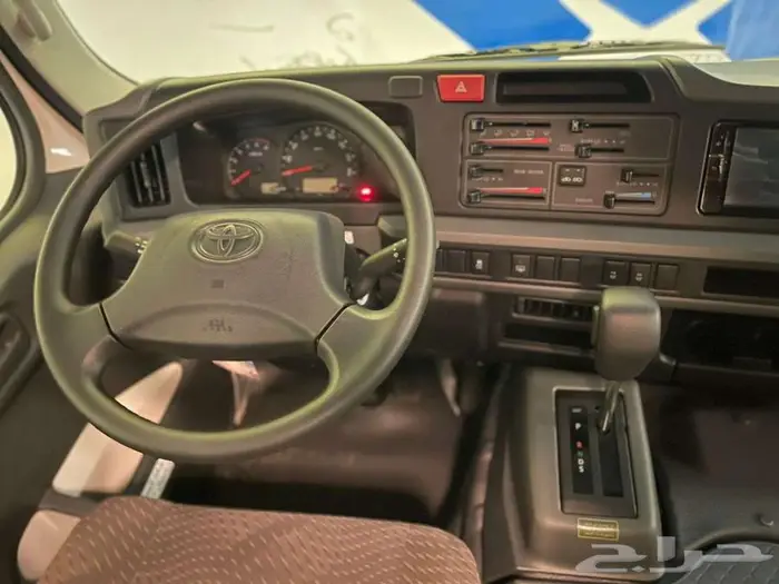 تويوتا كوستر ديزل 2.8 اوتوماتيك 2025 7