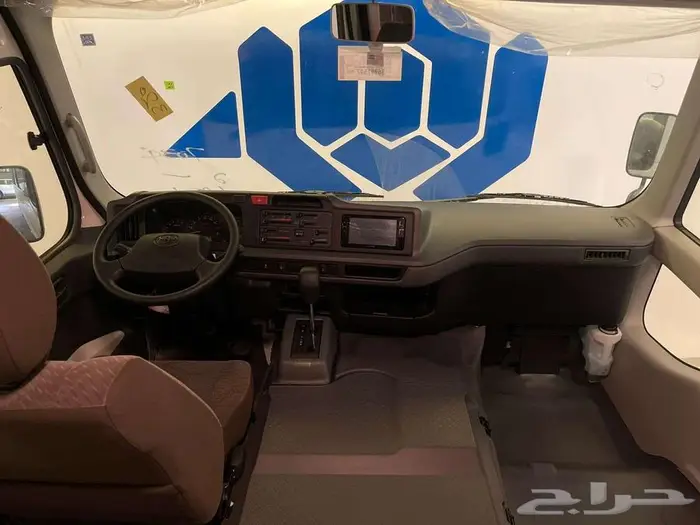 تويوتا كوستر ديزل 2.8 اوتوماتيك 2025 6