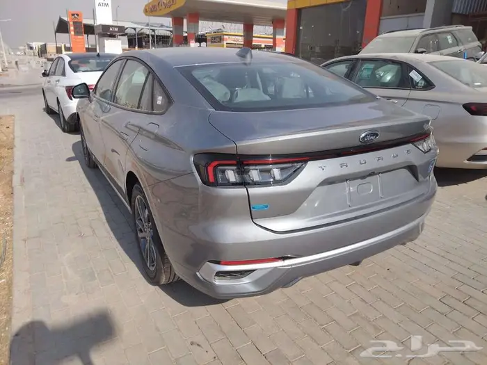 فورد تورس امبيانتي ستاندر 2026 كاش أو اقساط 7