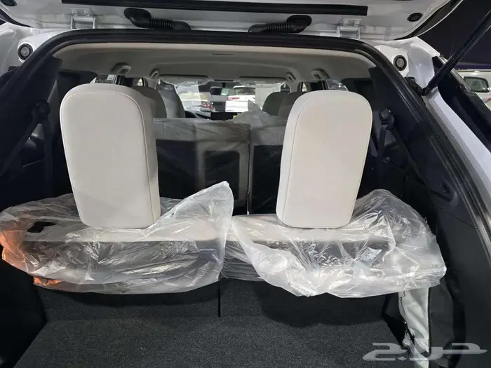 ميتسوبيشي اوتلاندر جميع الفئات 2025 10