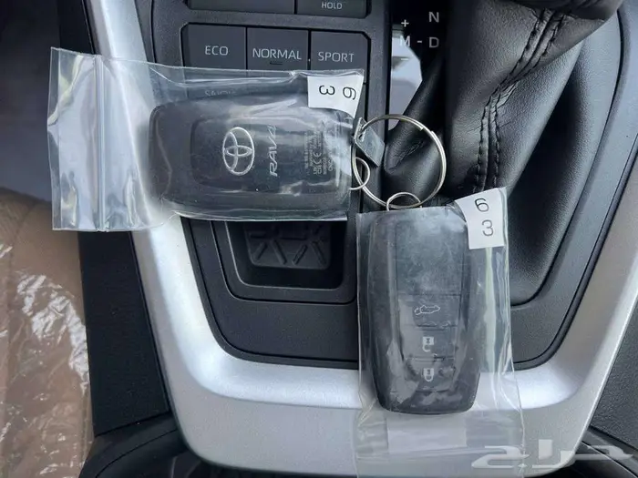 تويوتا راف فور XLE بنزين 2025 متاح اقساط و كاش 7