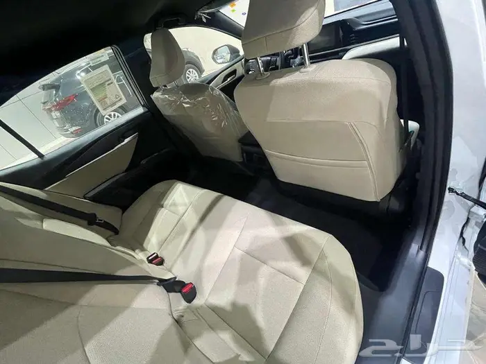 تويوتا كامري E استاندر جنوط بنزين 2025 سعودي ابيض 21