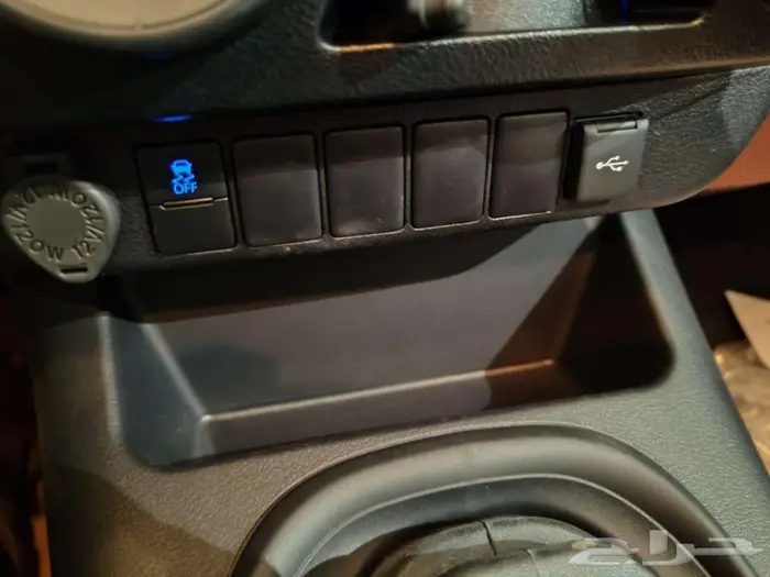 تويوتا هايلوكس ديزل غمارتين GL موديل 2025 15