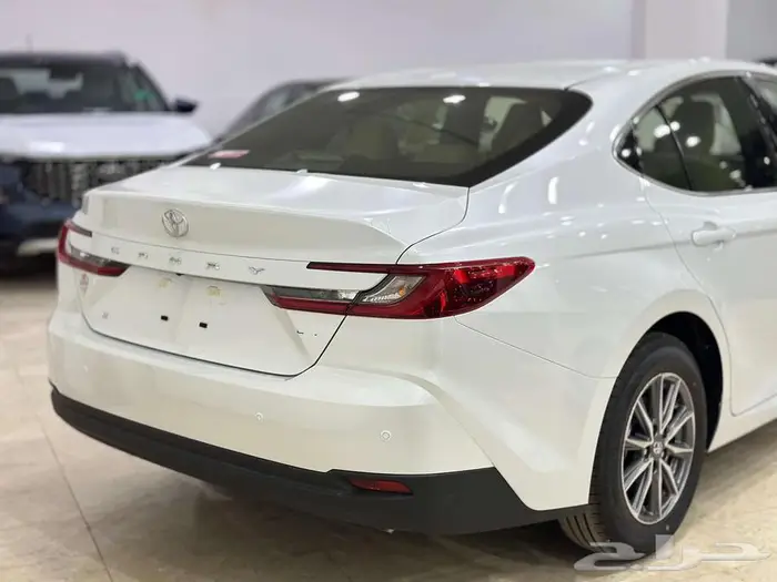 تويوتا كامري E استاندر 2025 سعودي عبد اللطيف جميل 5