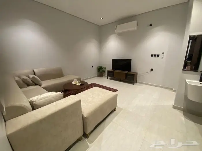 للايجار شقة مفروشة النسيم الشرقي 0