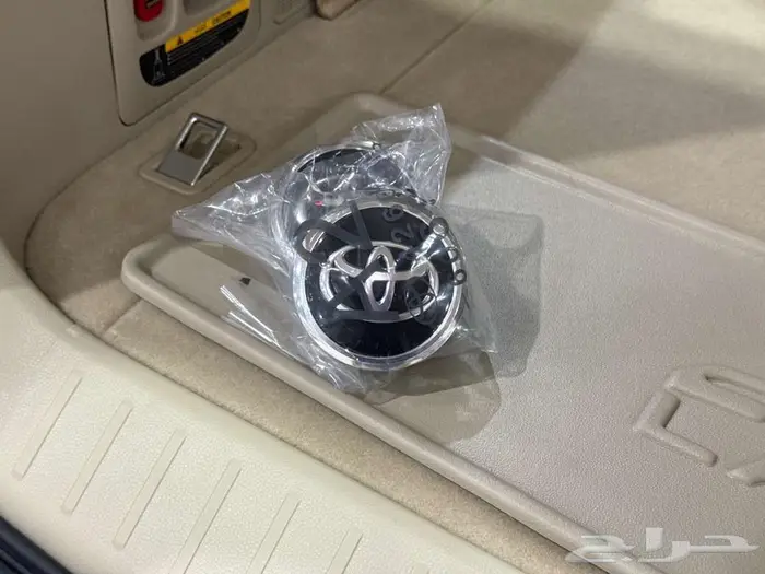 تويوتا لاندكروزر جي اكس ار رقم 3 ابيض بنزين 2025 خصم خاص 27