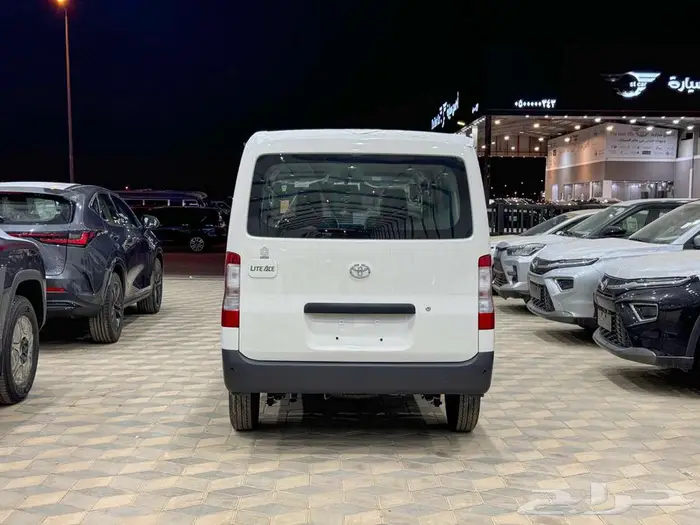 تويوتا لايت اس فان بضاعة ابيض بنزين 2025 خصم خاص 13