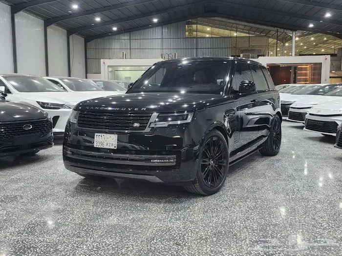 لاند روفر اوتو غرافي 2023 بلاك اديشن خليجي 0