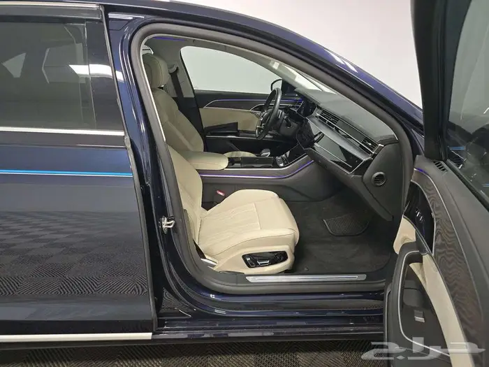 2023 Audi A8 L 7