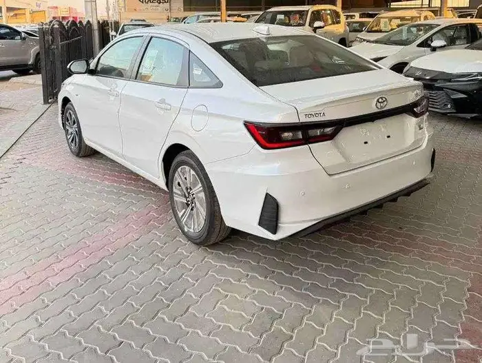تويوتا يارس 1.3 y ستاندر بنزين 2026 2