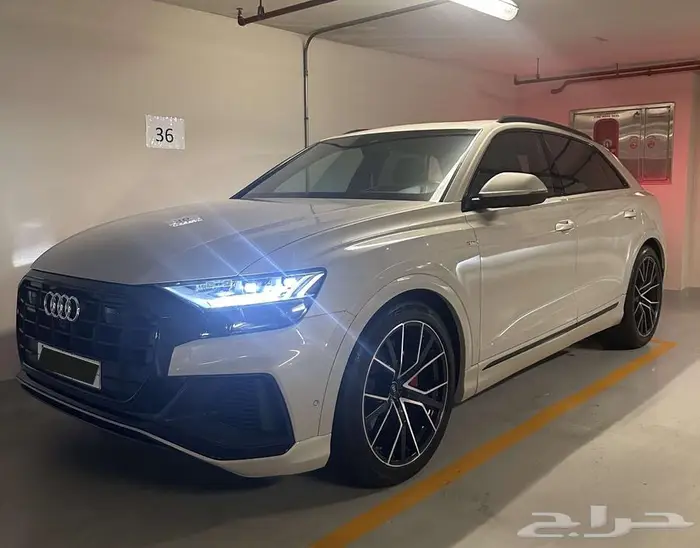 Audi Q8 S-Line Black Edition 0