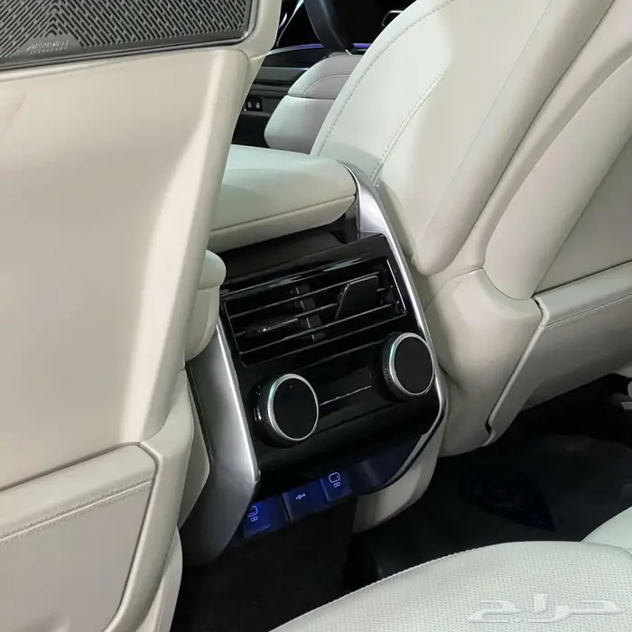 لاندروفر رينج اوتوبيقرافي 8 سلندر 2024 ممشى 20 الف كيلو 5