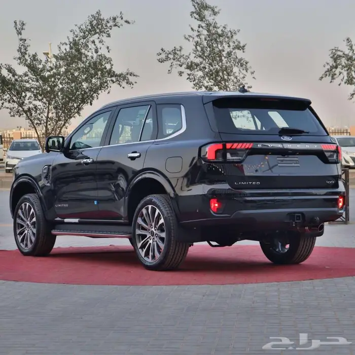 فورد ايفرست 2025 بنزين XLE ولمتد (مبيعات اقساط) 5