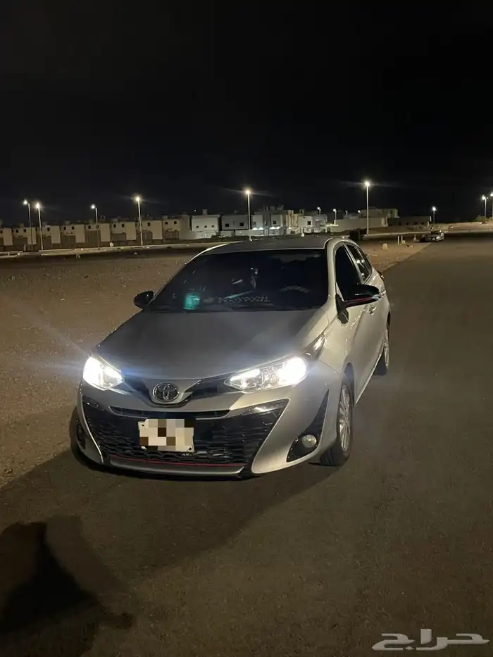 يارس هاتشباك لون فضي 2020 ماشيه 106 كيلو نظيفة جدا 9