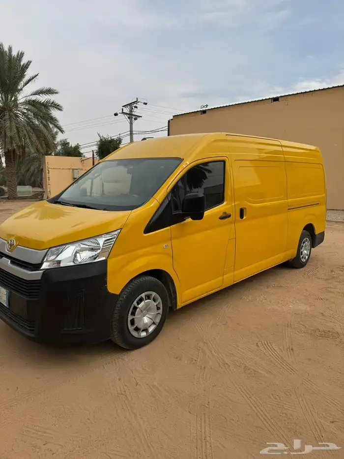 باص فان موديل 2020 اصفر تويوتا 0