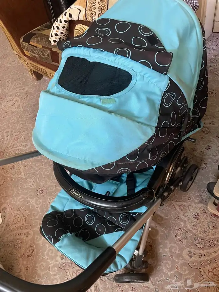 سرير وعربة اطفال وكرسي سياره وحقيبة وبانيو اطفال 14