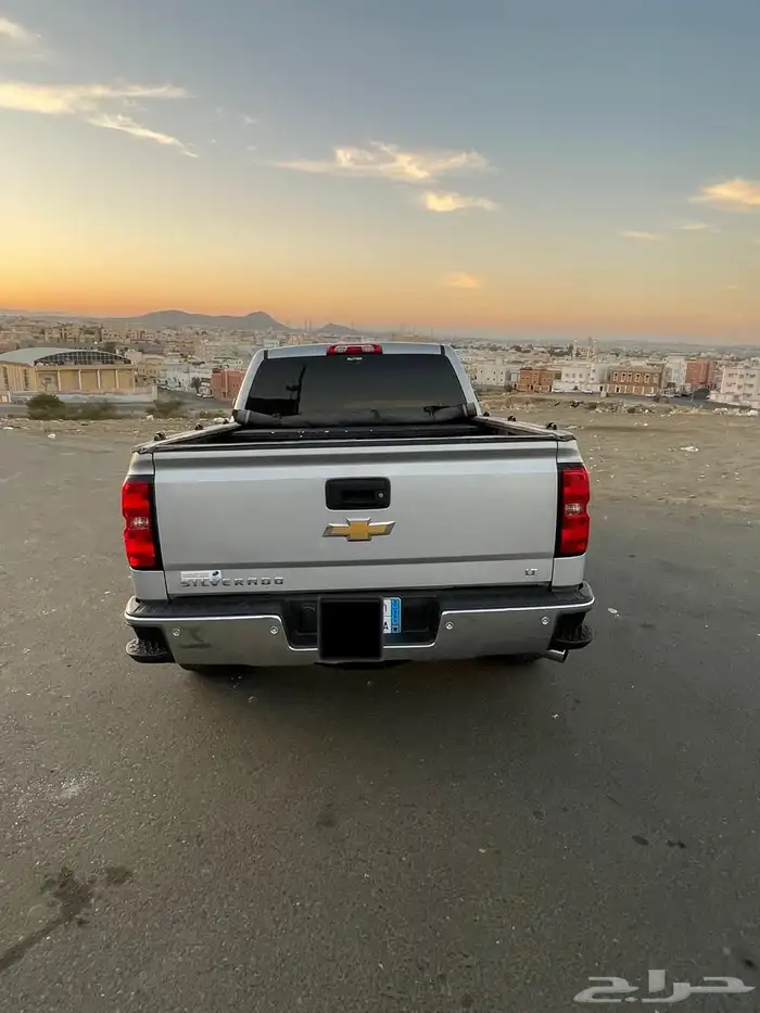 شفرولية سلفرادو دبل غمارة ونص للبيع نظيف جدا 5