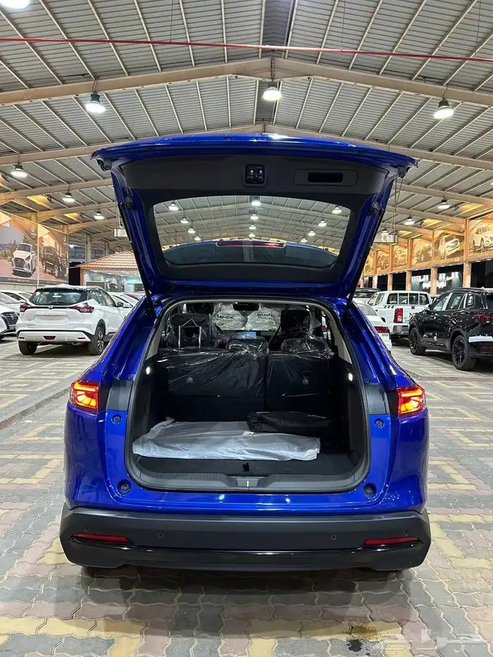 عرض خاص هوندا HRV نص فل اللون ازرق موديل 2025 السعر 78425 6