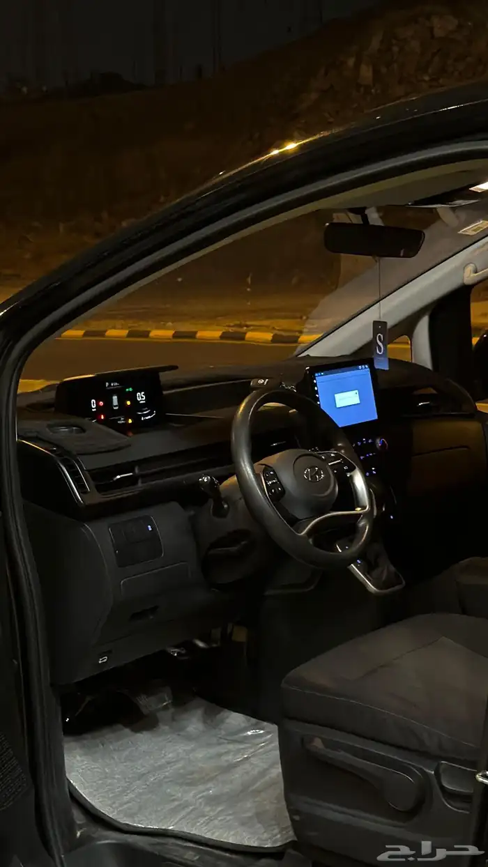 للبيع استاريا 2022 ممشى قليل 19