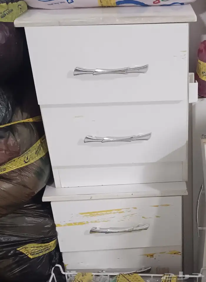 مطبخ كامل وسرير وكمدينة وتسريحة فقط 4