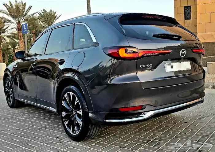 Mazda cx90 full option 7