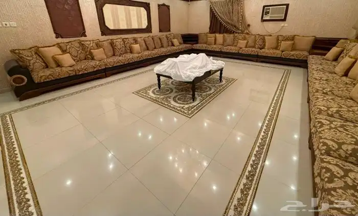 جلسة كنب متصل مستعملة نظيفة 4جهات 4