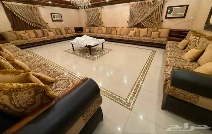 جلسة كنب متصل مستعملة نظيفة 4جهات 0