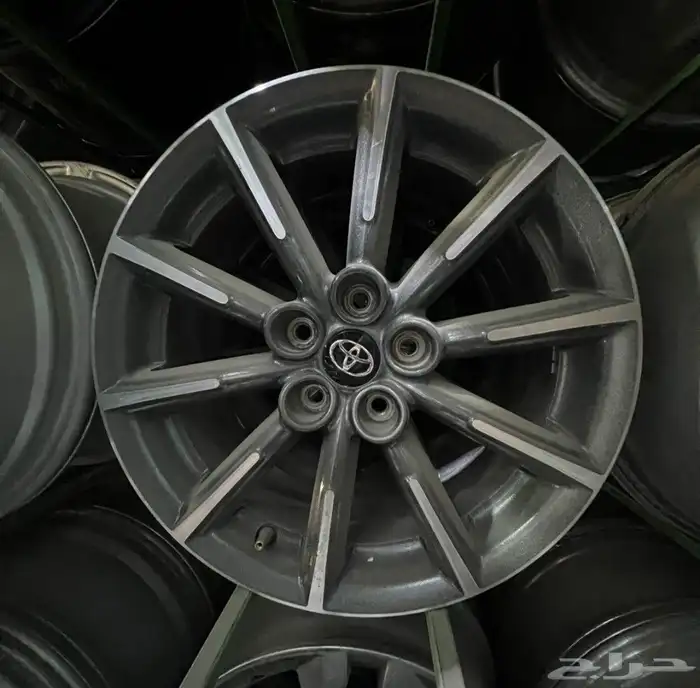 جنوط كورولا مقاس  16 اصلي وكالة 1