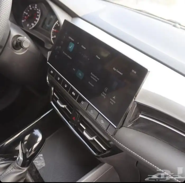 الشكل الجديد MG 5 ستاندر وكمفورت 2025 9