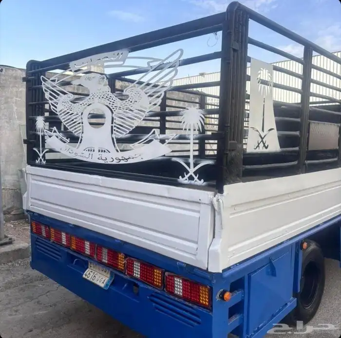 دنه للبيع فئة GL مستعملة للبيع جير عادي يزل ممشى 250 الف كم 1