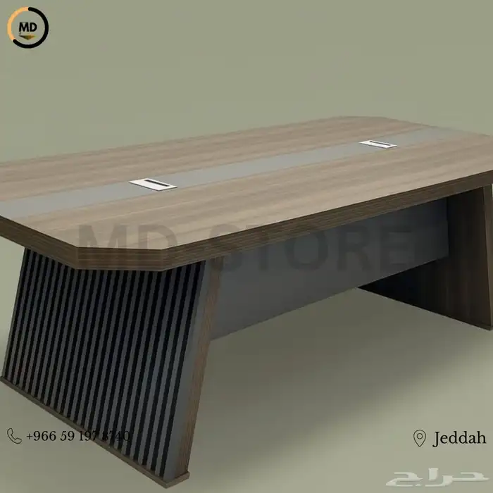 طاوله اجتماعات صغير - مقاس مترين ومترين و40 0