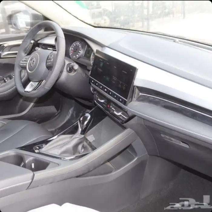 الشكل الجديد MG 5 ستاندر وكمفورت 2025 13