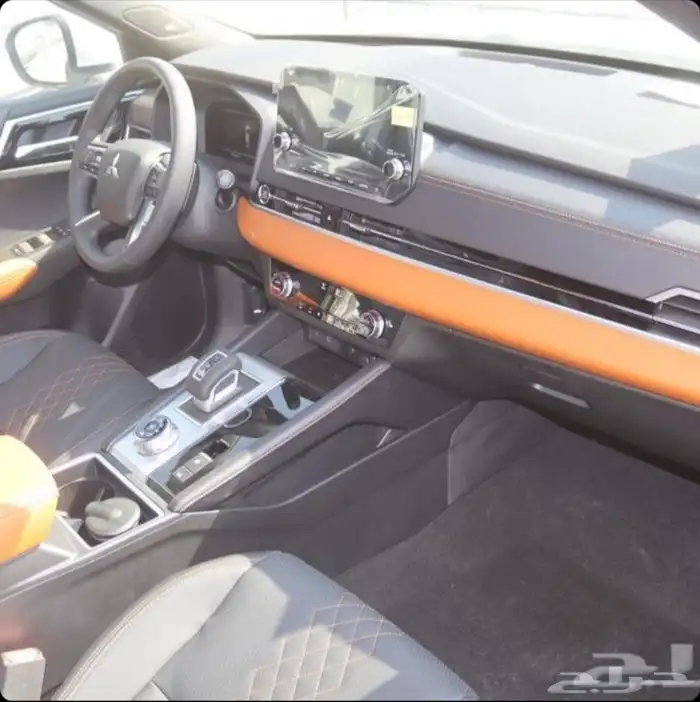 متسوبيشي اوتلاندر 2025 4