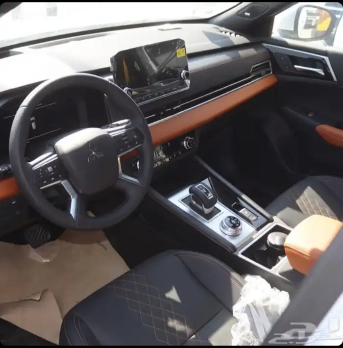 متسوبيشي اوتلاندر 2025 1