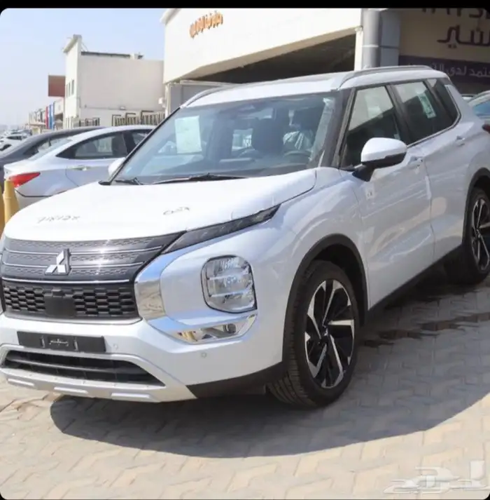 متسوبيشي اوتلاندر 2025 0
