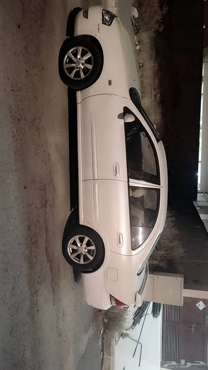 نيسان صني 2010 0